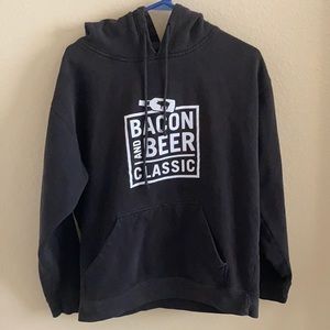 Large black “bacon and beer classic” sweatshirt